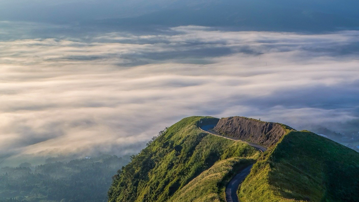 mountain-970704_1920